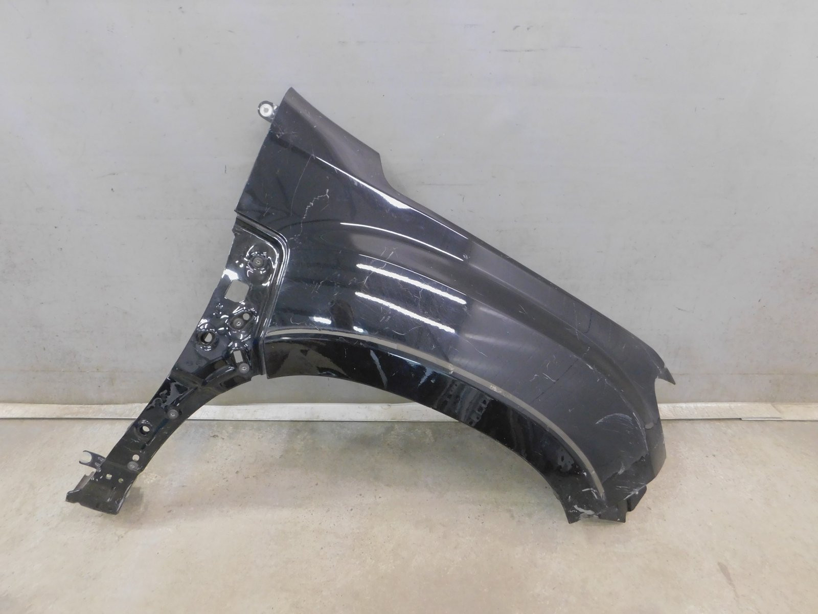 Крыло переднее правое Renault Duster II 2021>