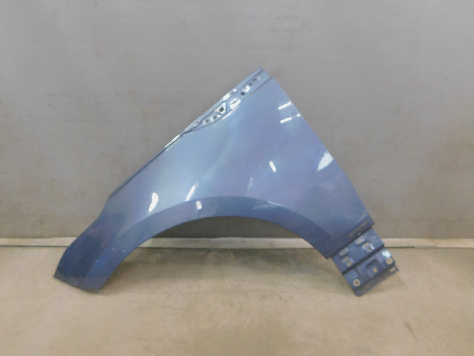 Крыло переднее левое Land Rover Range Rover Velar 2017>