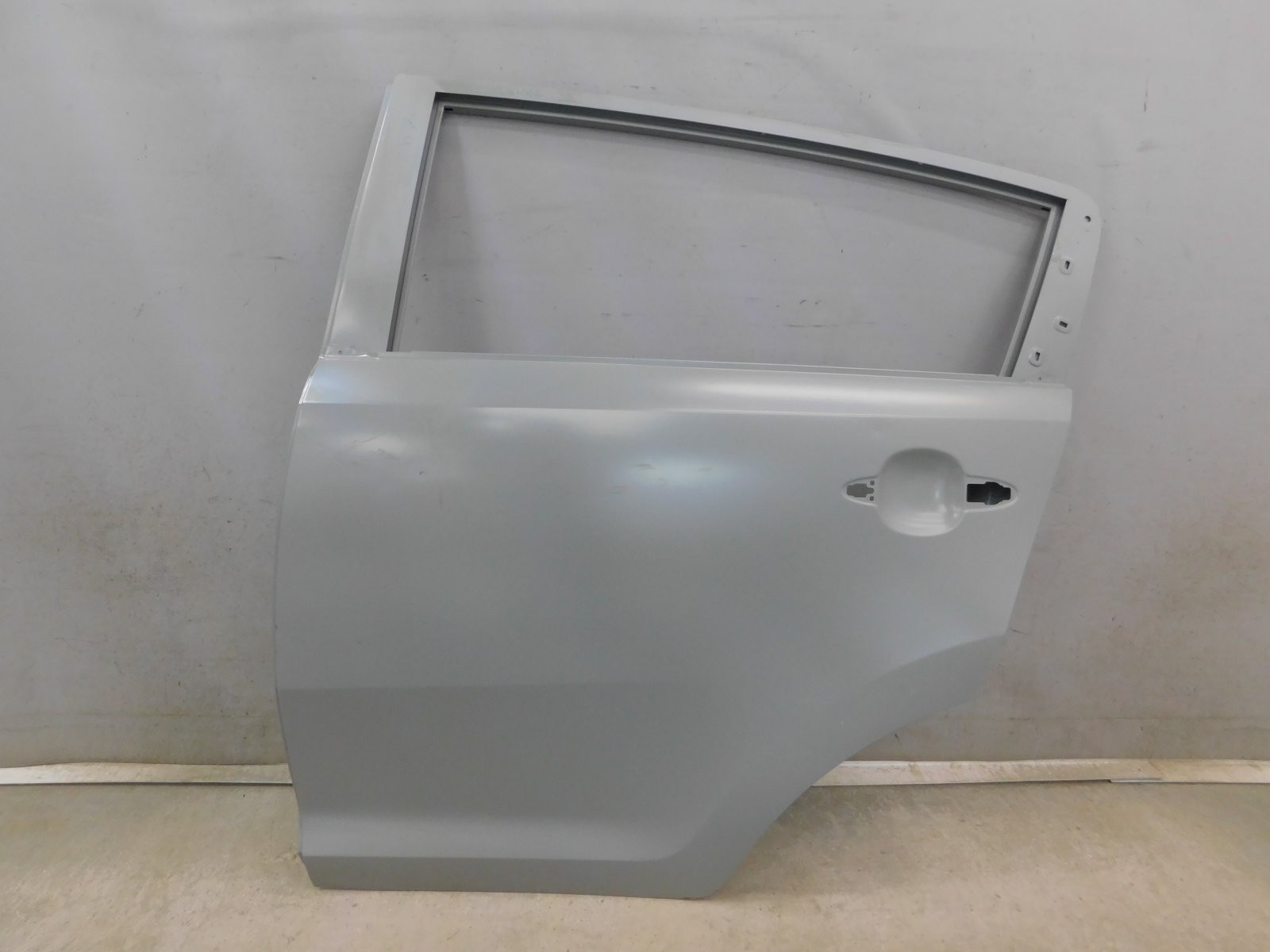 Дверь задняя левая Kia Sportage 2010-2015