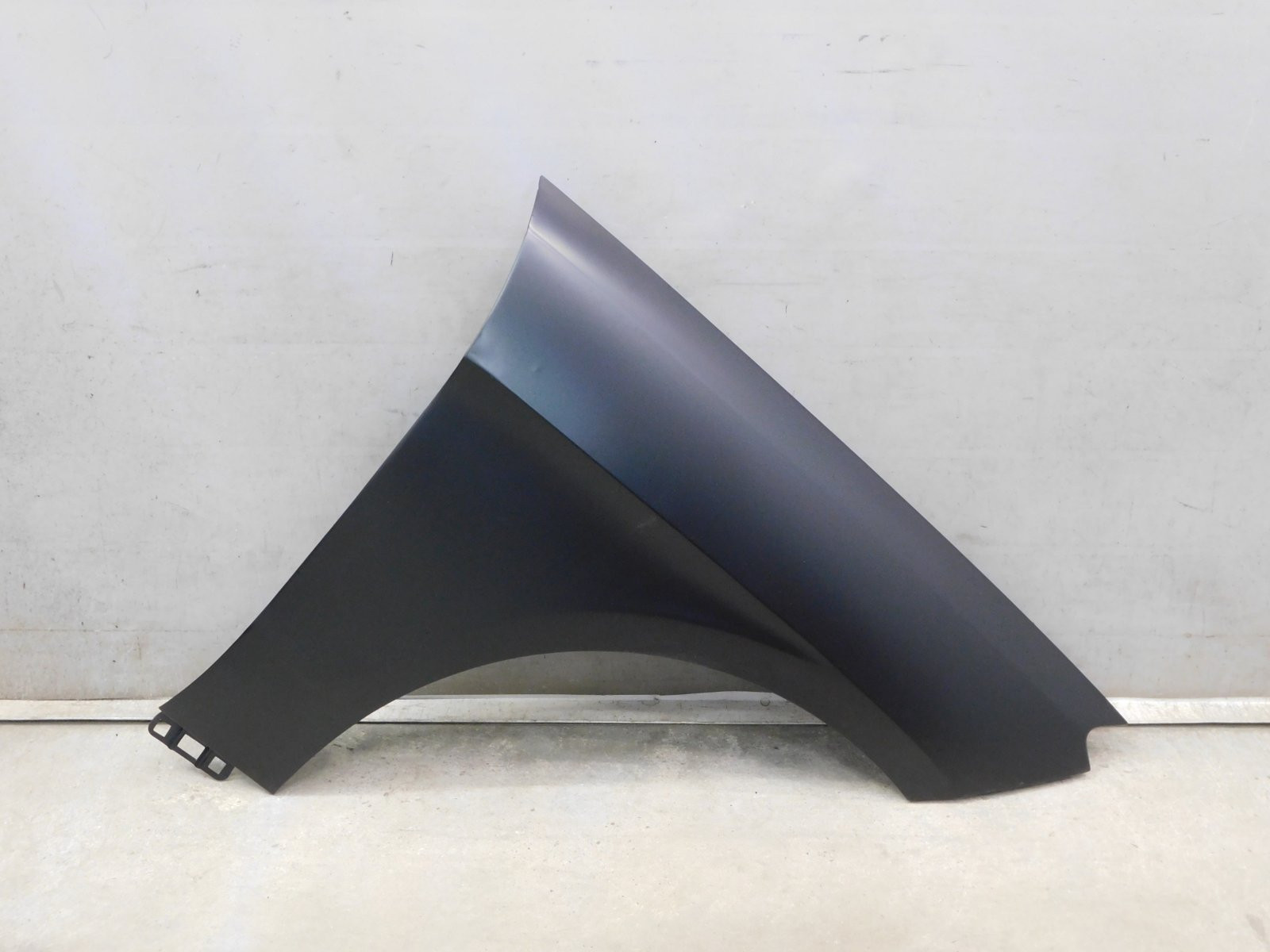 Крыло переднее правое Mercedes-Benz M-Klasse (ML/GLE) W166 2011>