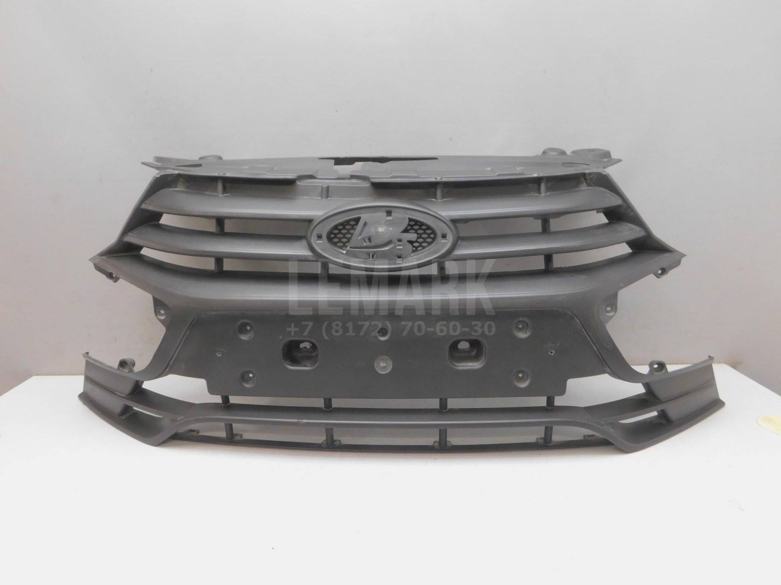 Решетка радиатора VAZ Lada Granta 2011> 8450100959
