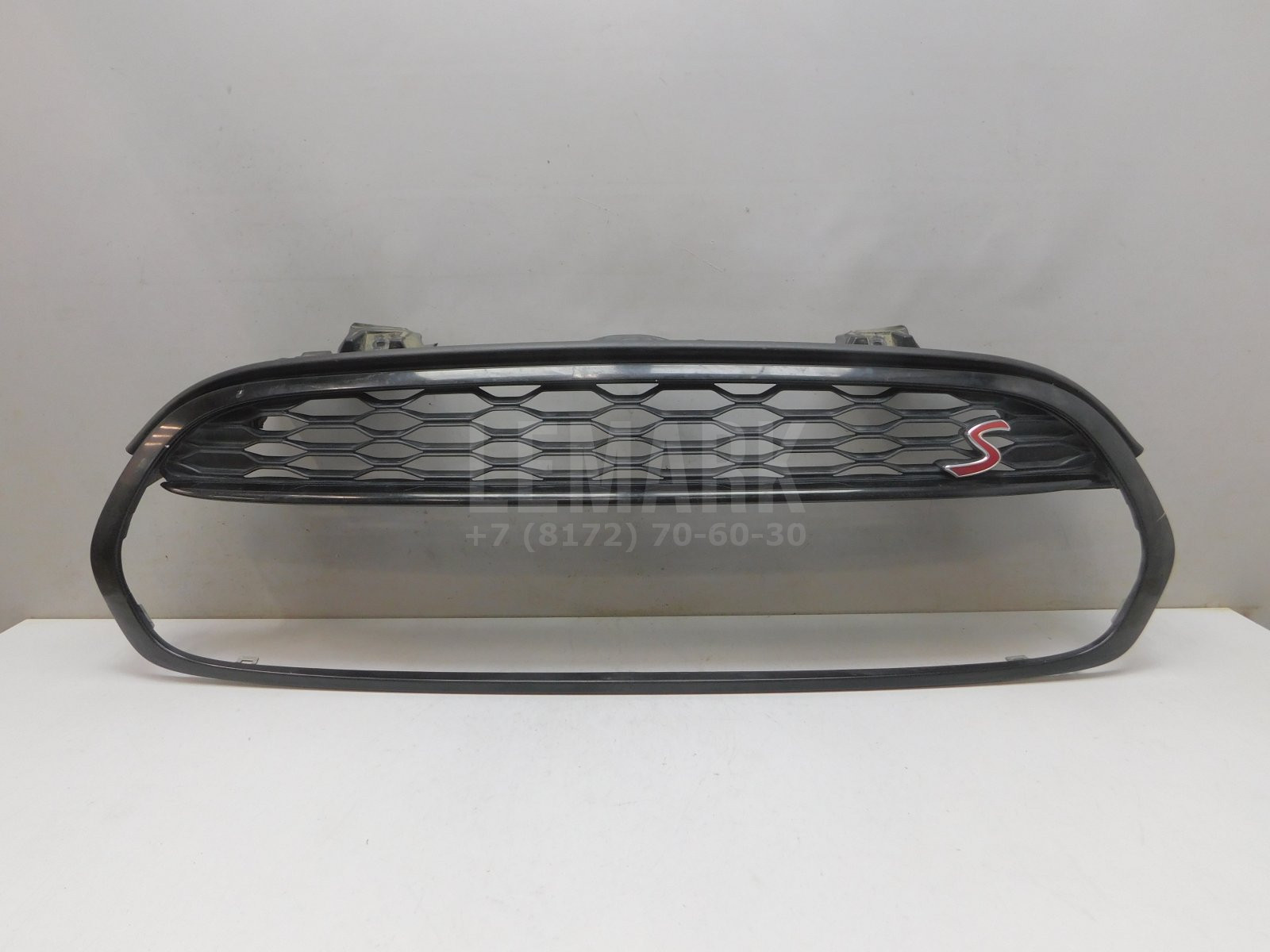 Решетка радиатора Mini F55 2014> 51137335528