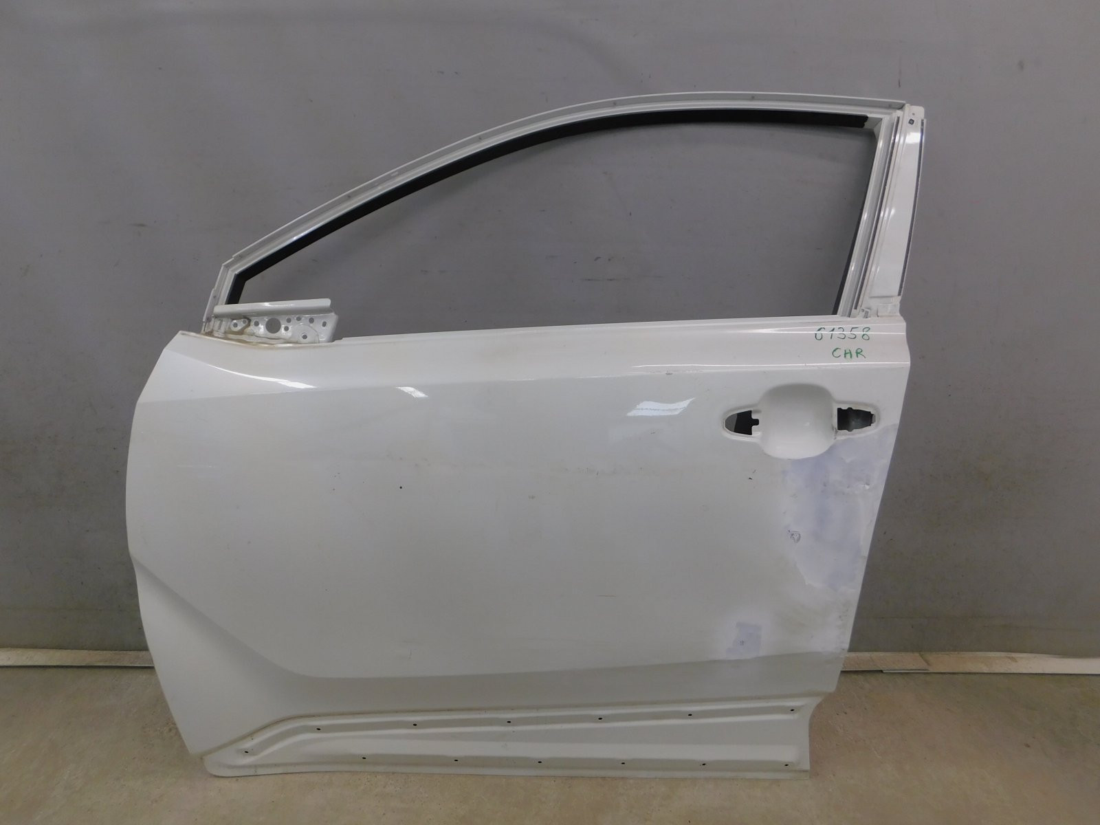 Дверь передняя левая Toyota C-HR 2016>