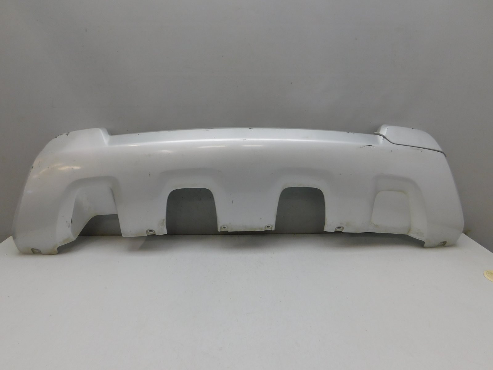 Накладка заднего бампера Renault Duster 2011>