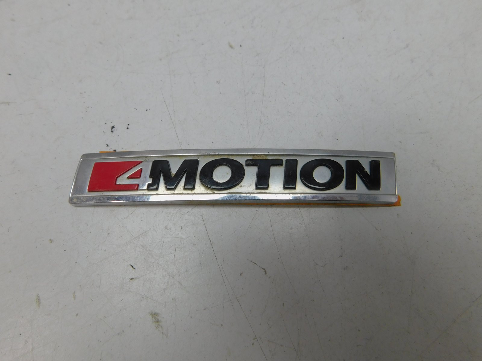 Эмблема Volkswagen Tiguan 2017>