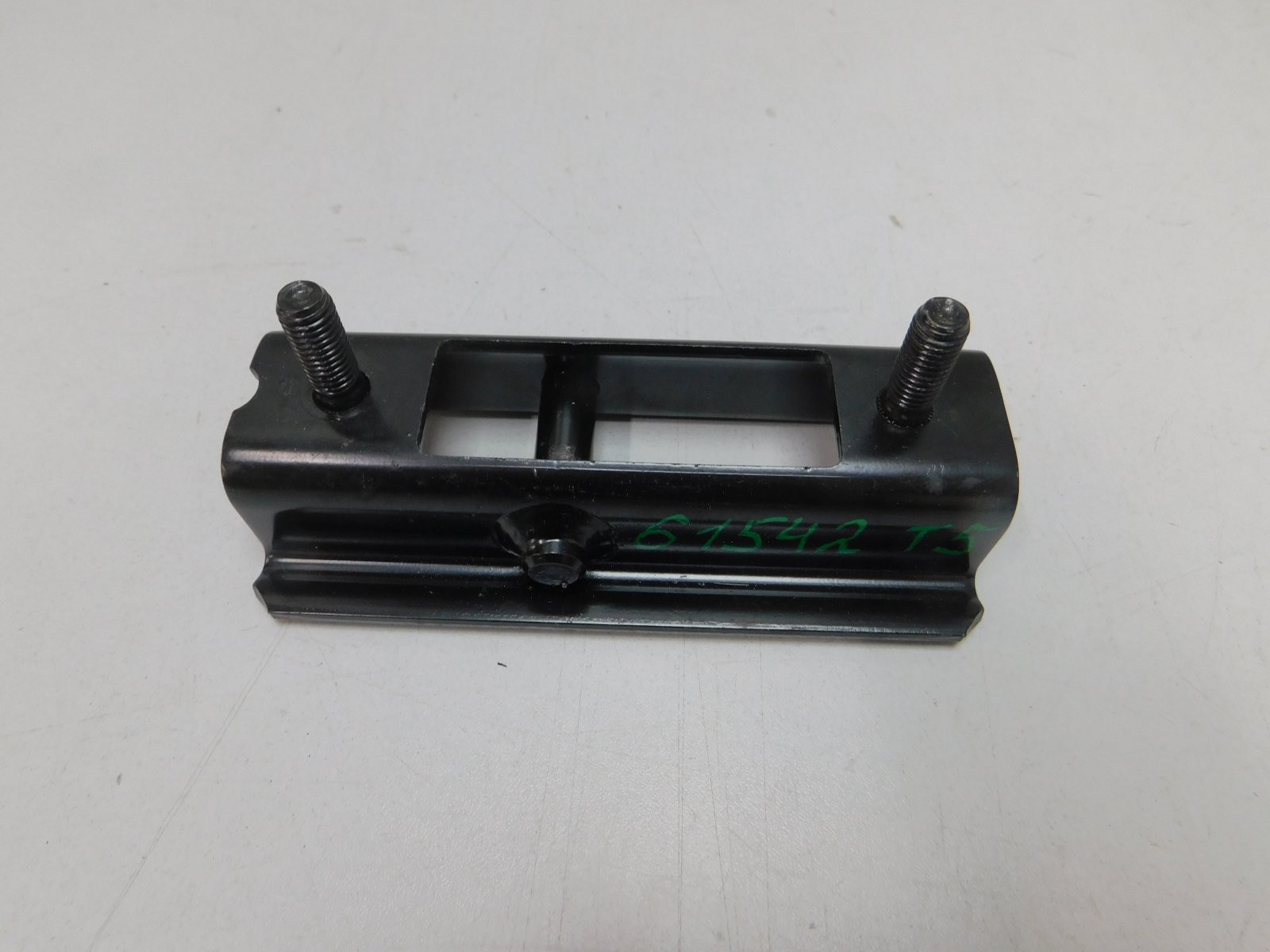 Крепление Volkswagen Transporter T5 2003-2015