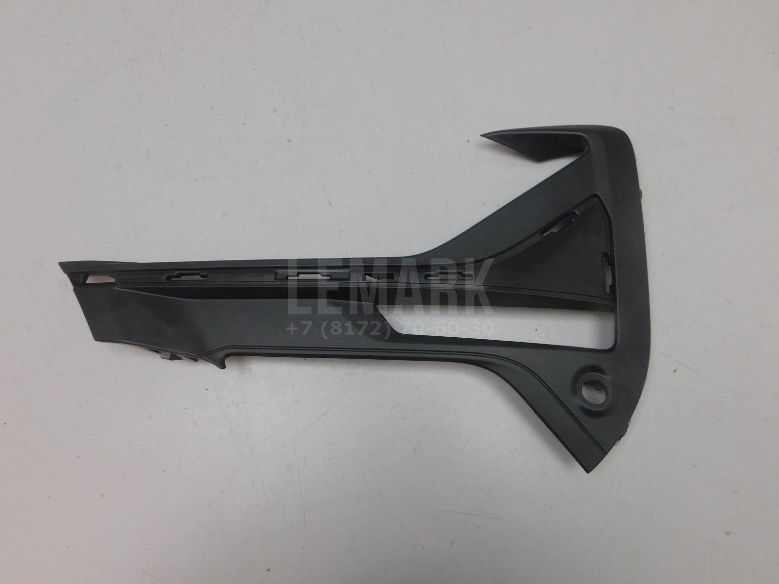 Решетка в бампер левая BMW X1 F48 2015> BMW 51117954249