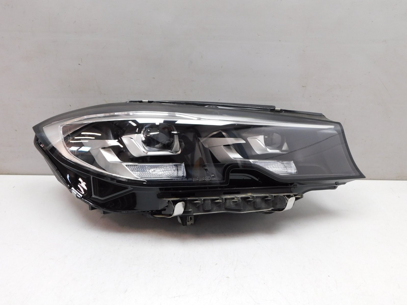 Фара правая BMW 3-серия G20 2018>