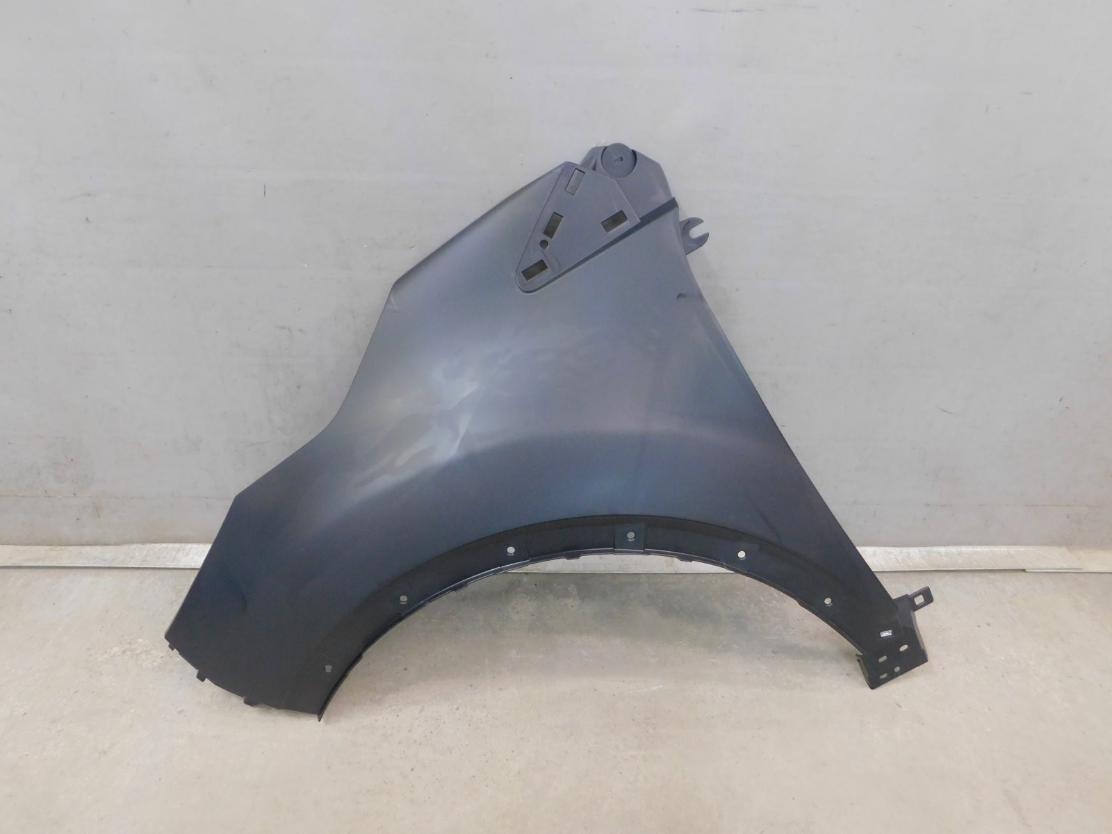 Крыло переднее левое Renault Kaptur 2016>