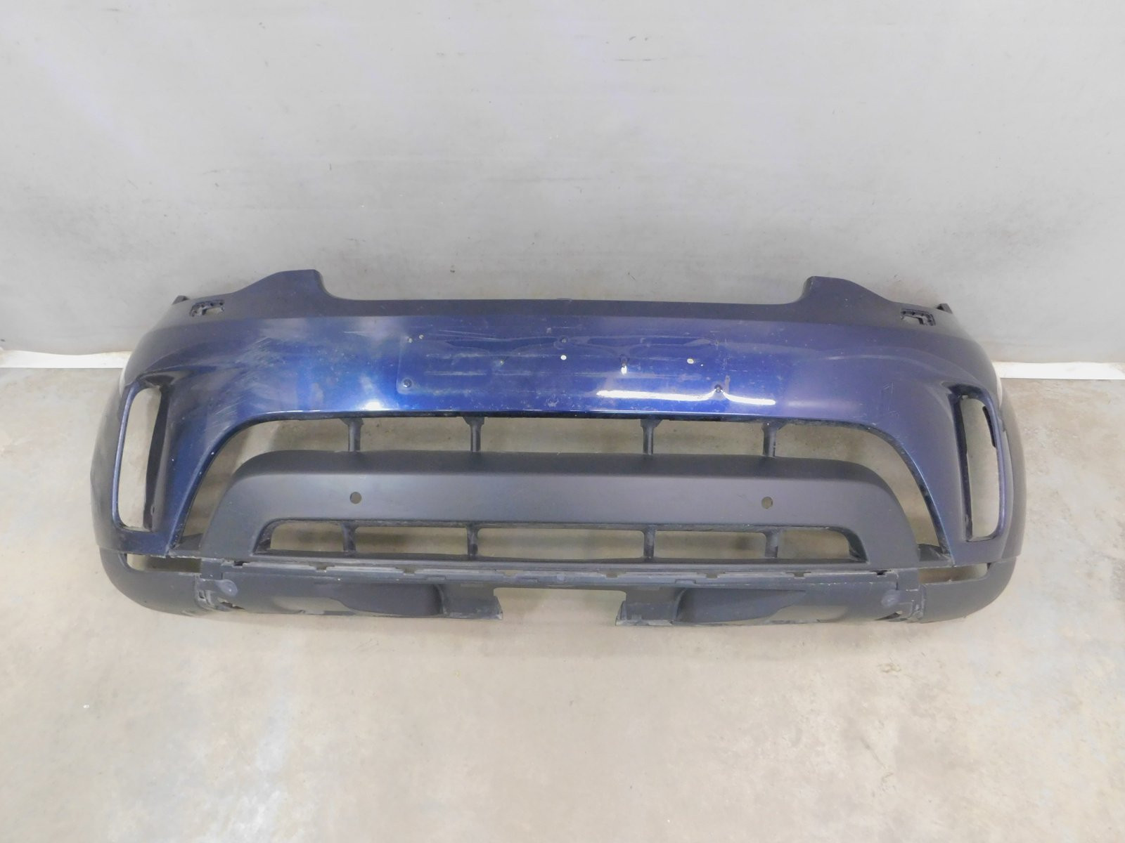 Бампер передний Land Rover Discovery V 2017>