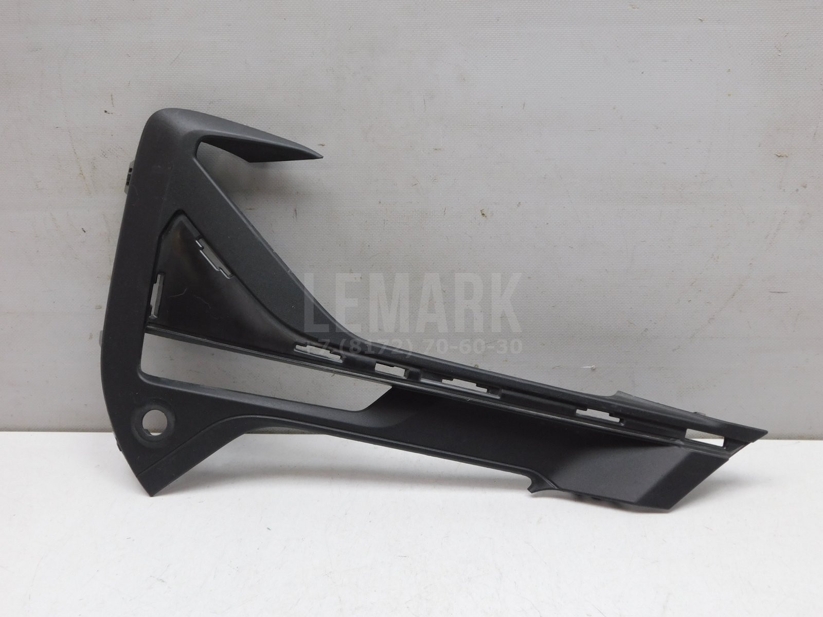Решетка в бампер правая BMW X1 F48 2015> 51117954250