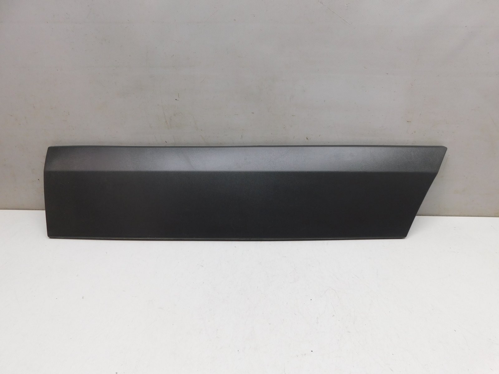 Накладка двери передней правой Mercedes-Benz Sprinter 2006>