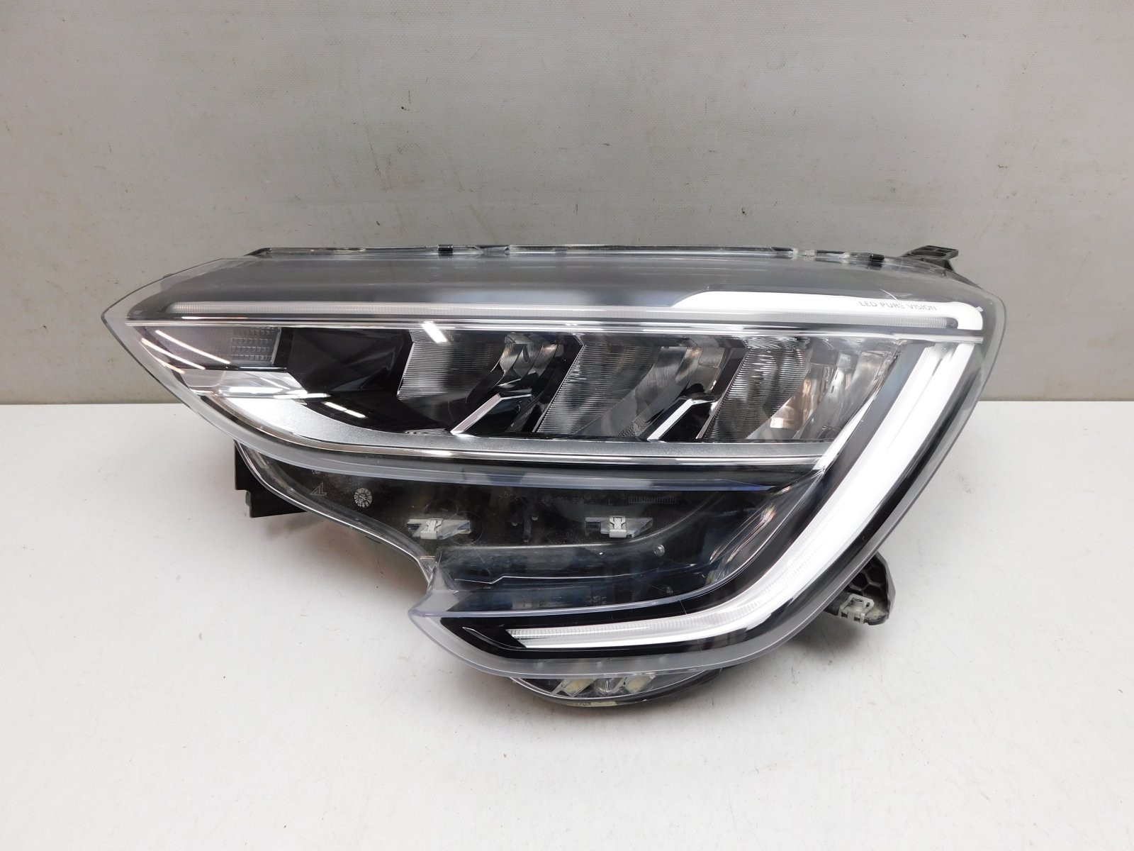 Фара левая Renault Arkana 2019>