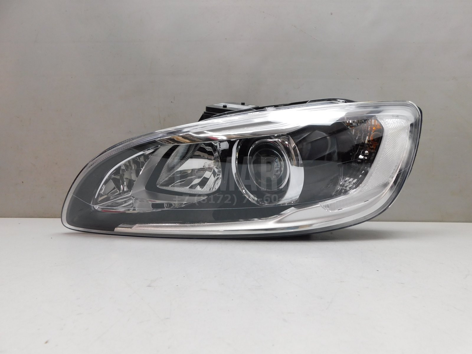 Фара левая Volvo S60 2010-2018 31420261