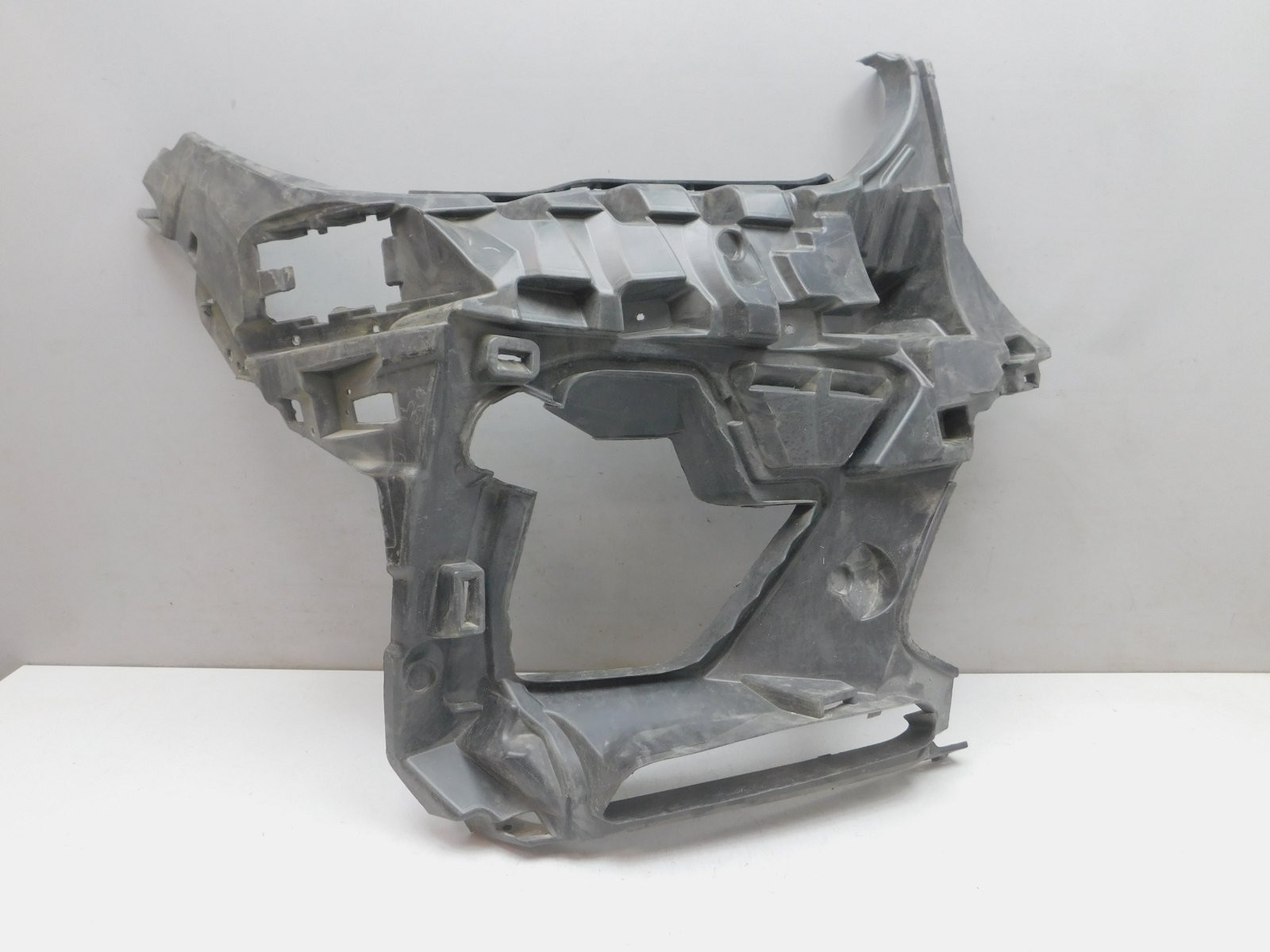 Кронштейн переднего бампера BMW X5 G05 2018>