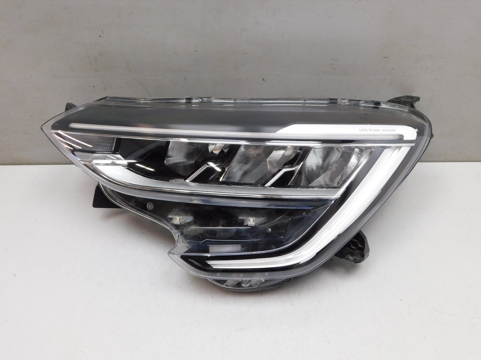 Фара левая Renault Arkana 2019>