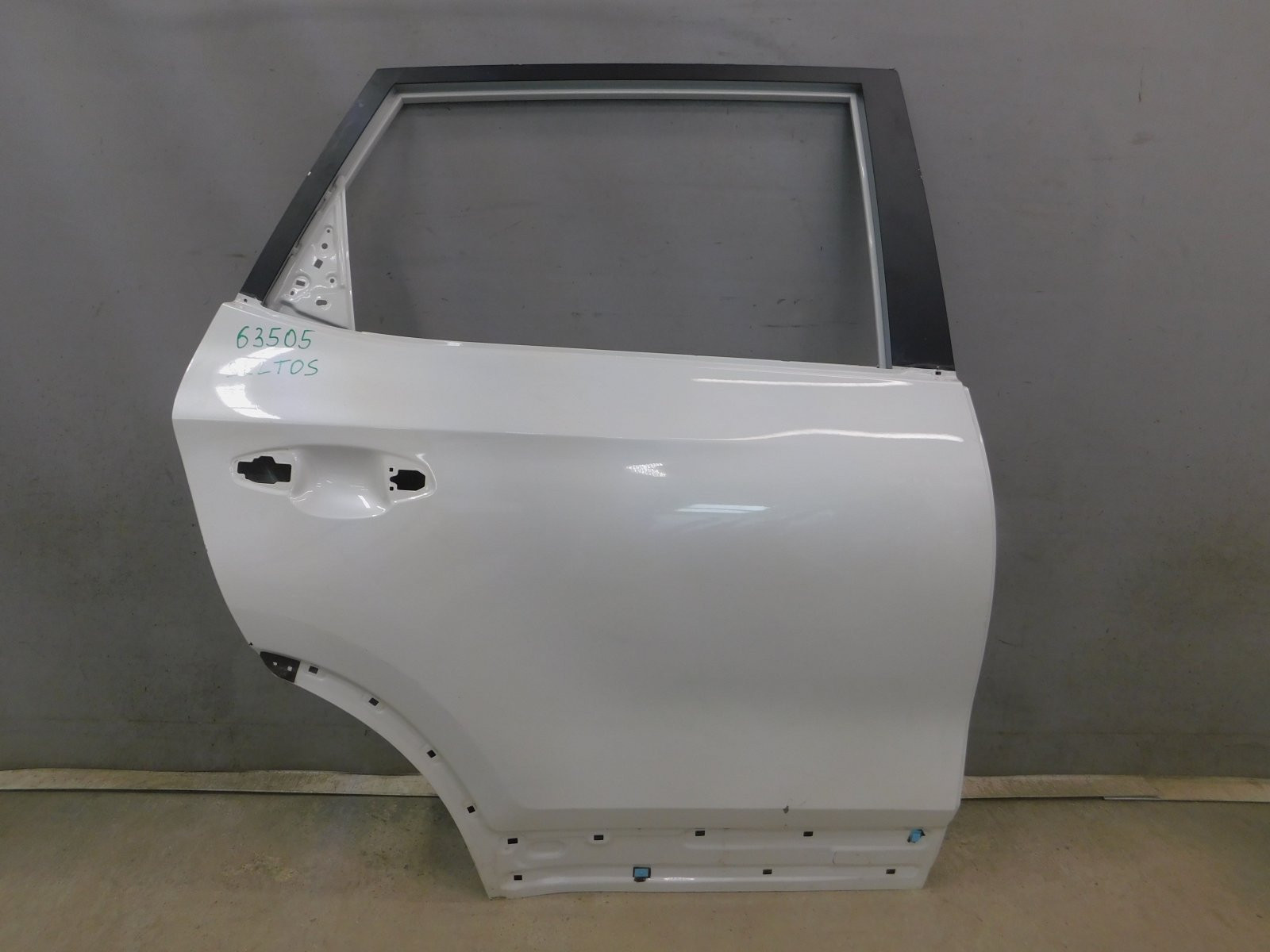 Дверь задняя правая Kia Seltos 2019>