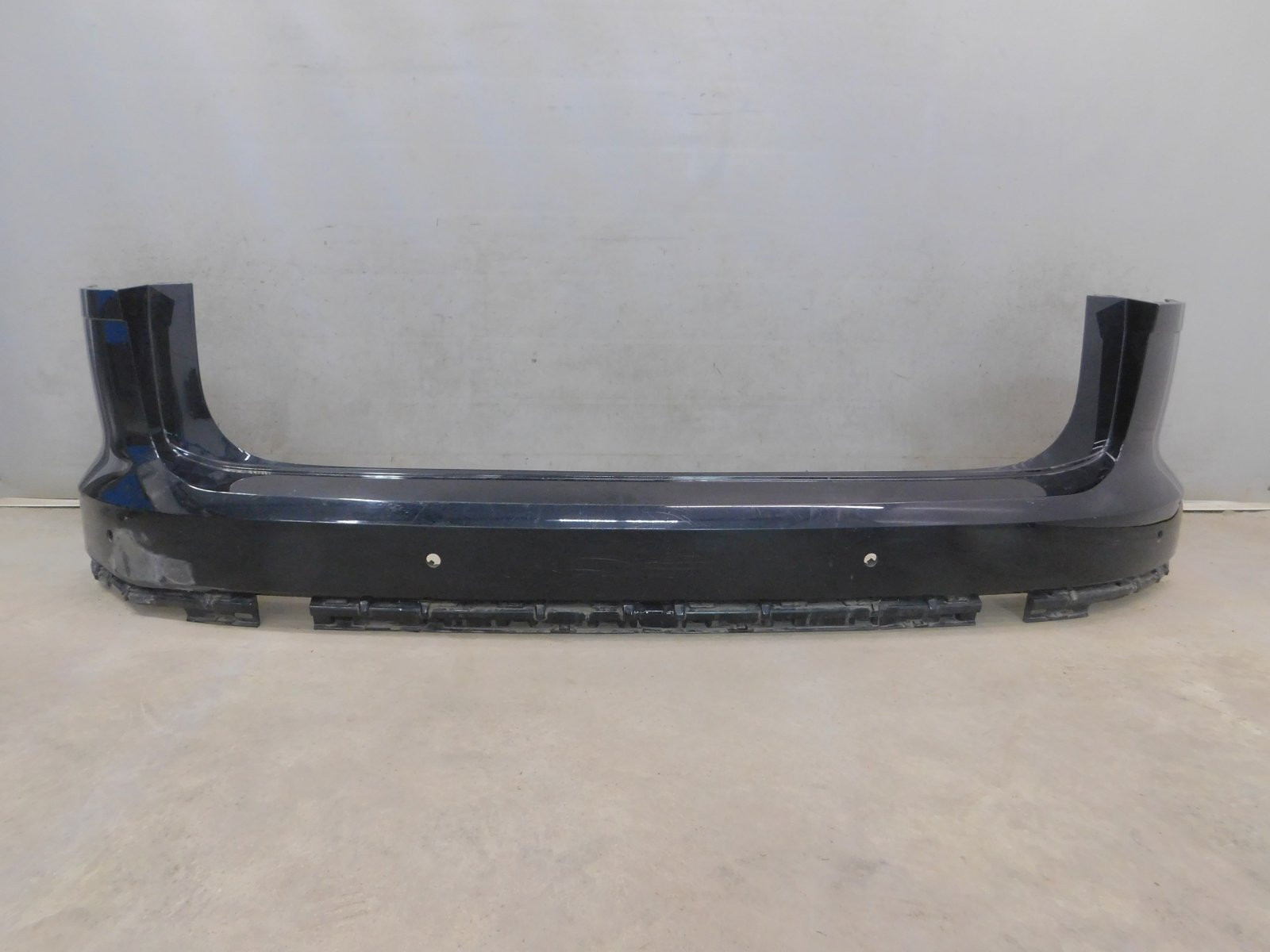 Бампер задний Volkswagen Touareg 2018>