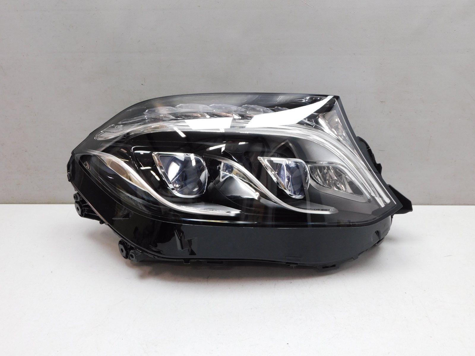 Фара правая Mercedes-Benz GL/GLS-klasse X166 2012>