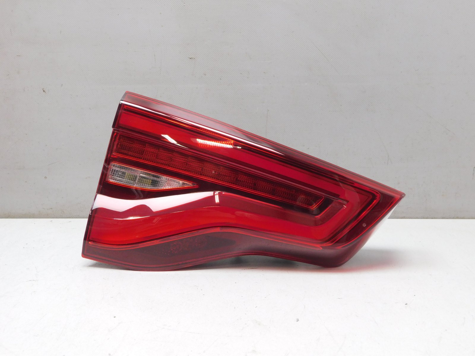 Фонарь задний внутренний левый BMW X3 G01 2017>