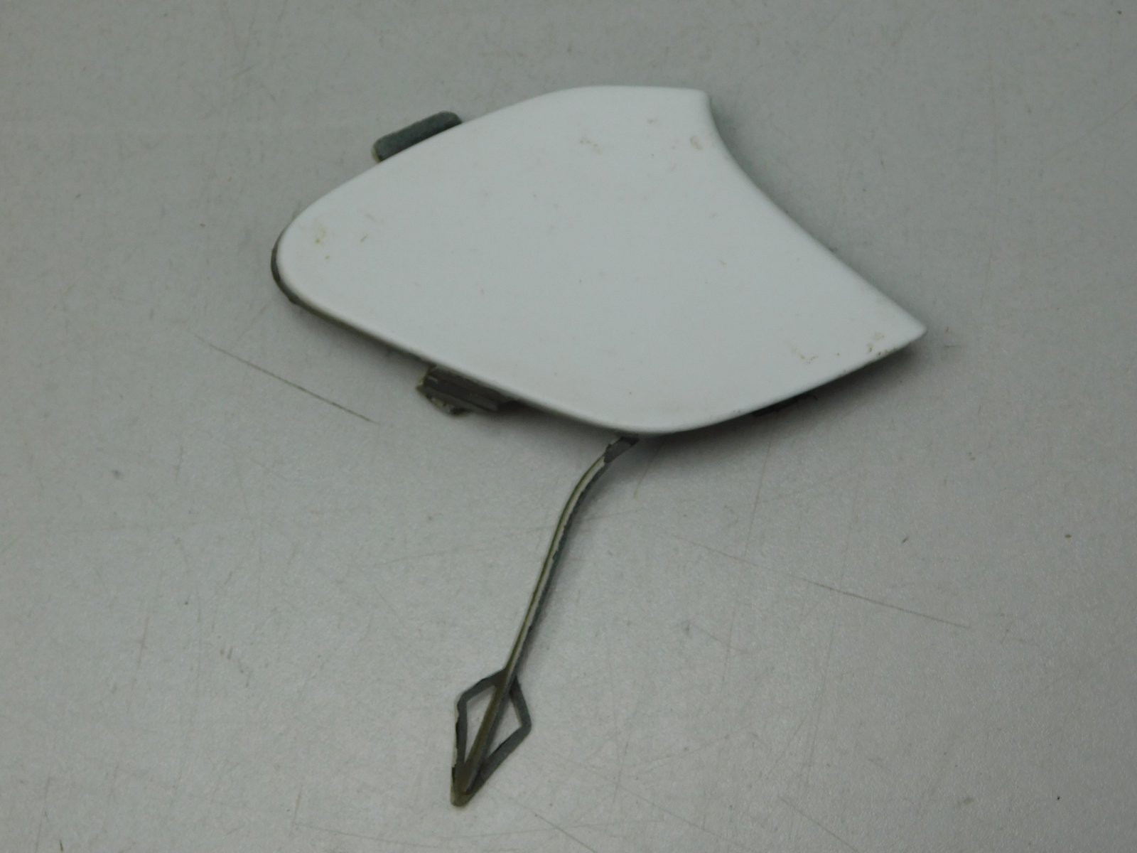 Заглушка буксировочного крюка Ford Focus III 2011>