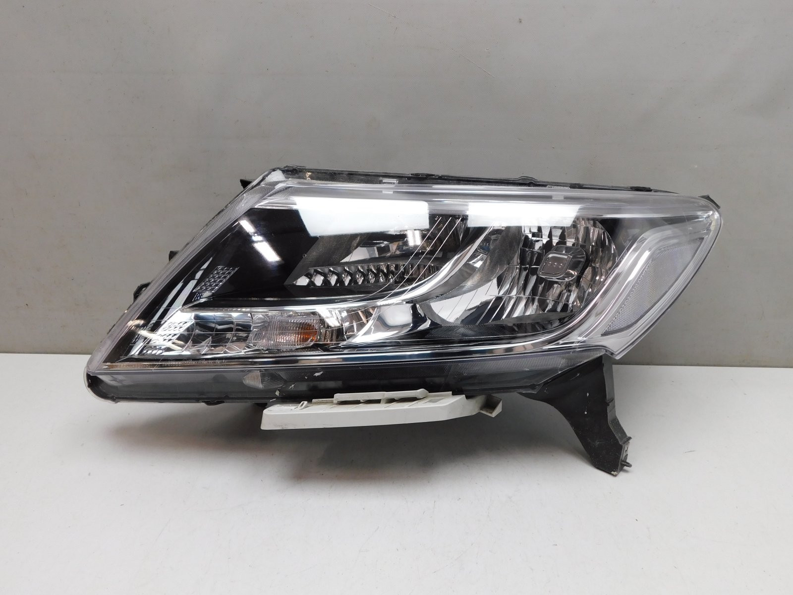 Фара левая Nissan Pathfinder (R52) 2013>