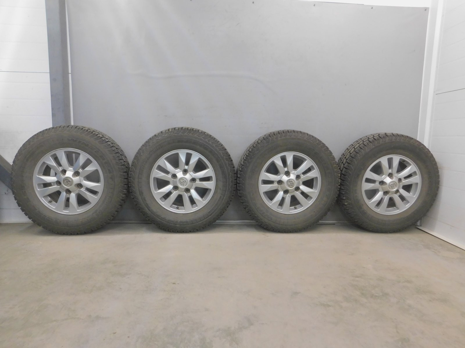 Колёса к-кт Toyota Land Cruiser (100) 1998-2007