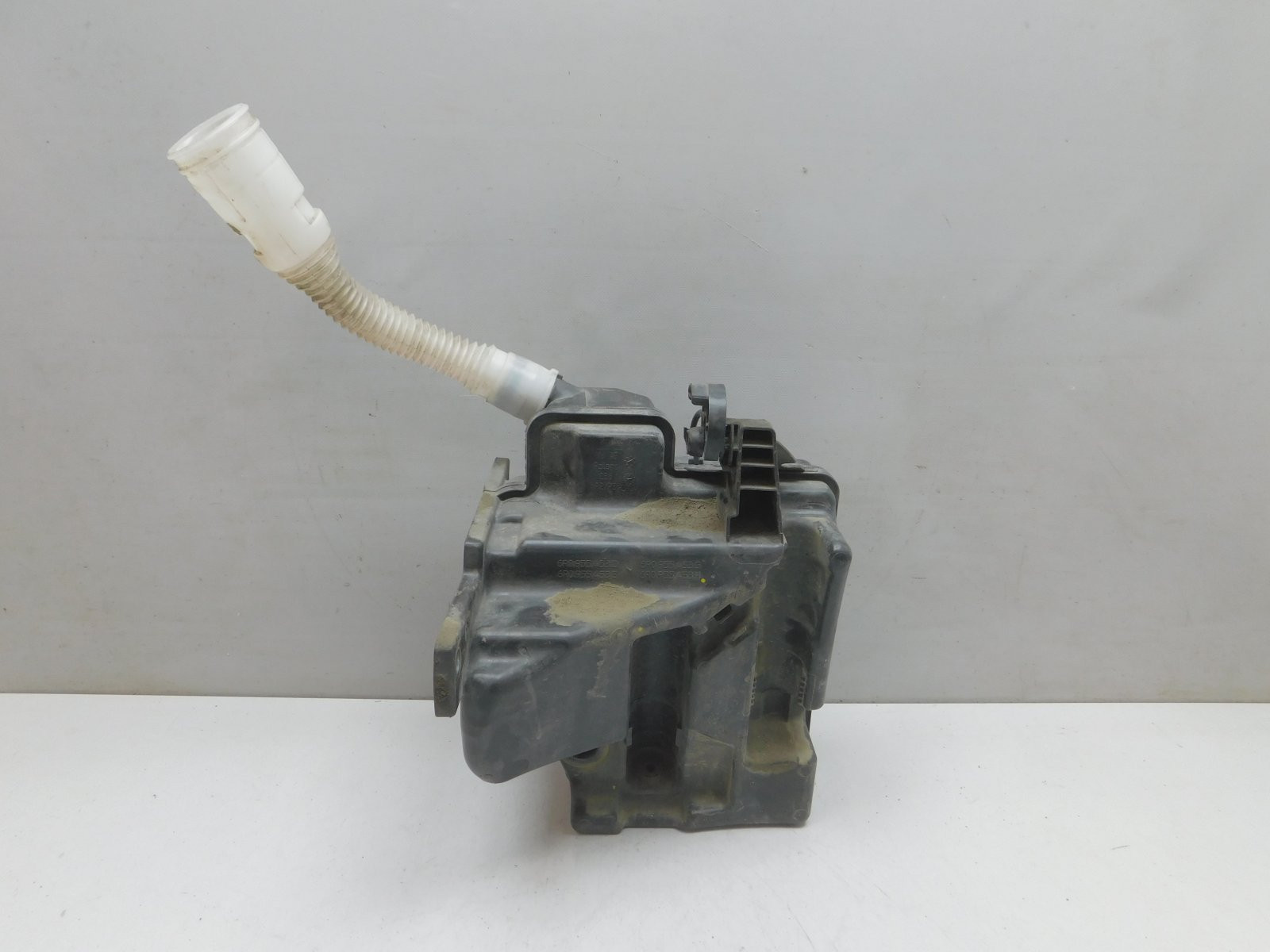 Бачок омывателя лобового стекла Skoda Fabia 2007-2015