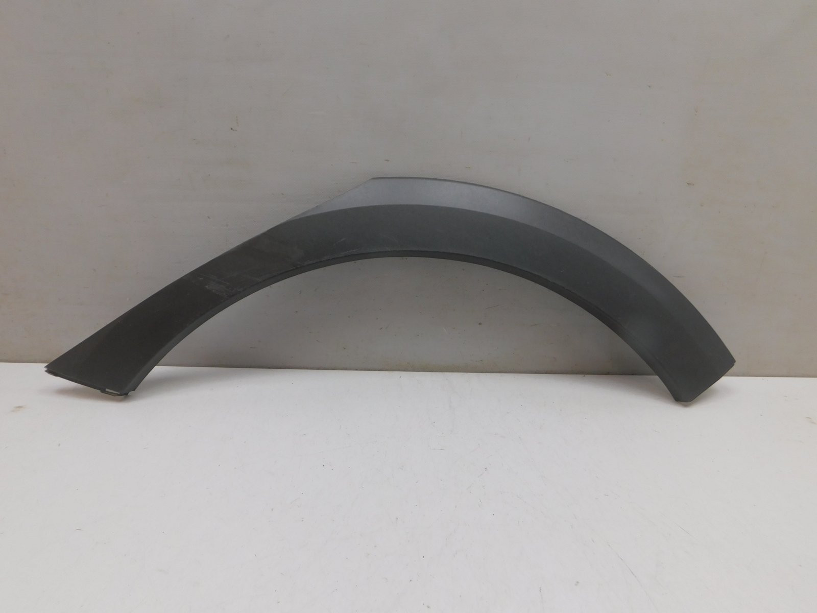 Накладка крыла заднего  левого Kia Rio 2017>