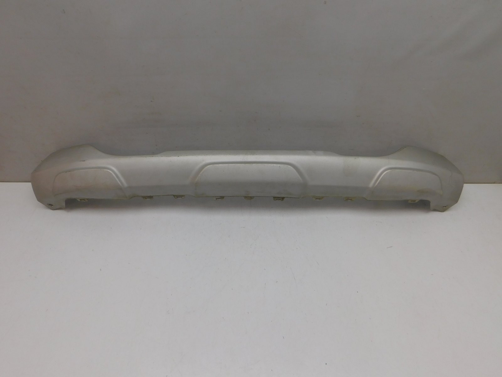 Накладка переднего бампера Renault Sandero 2014>