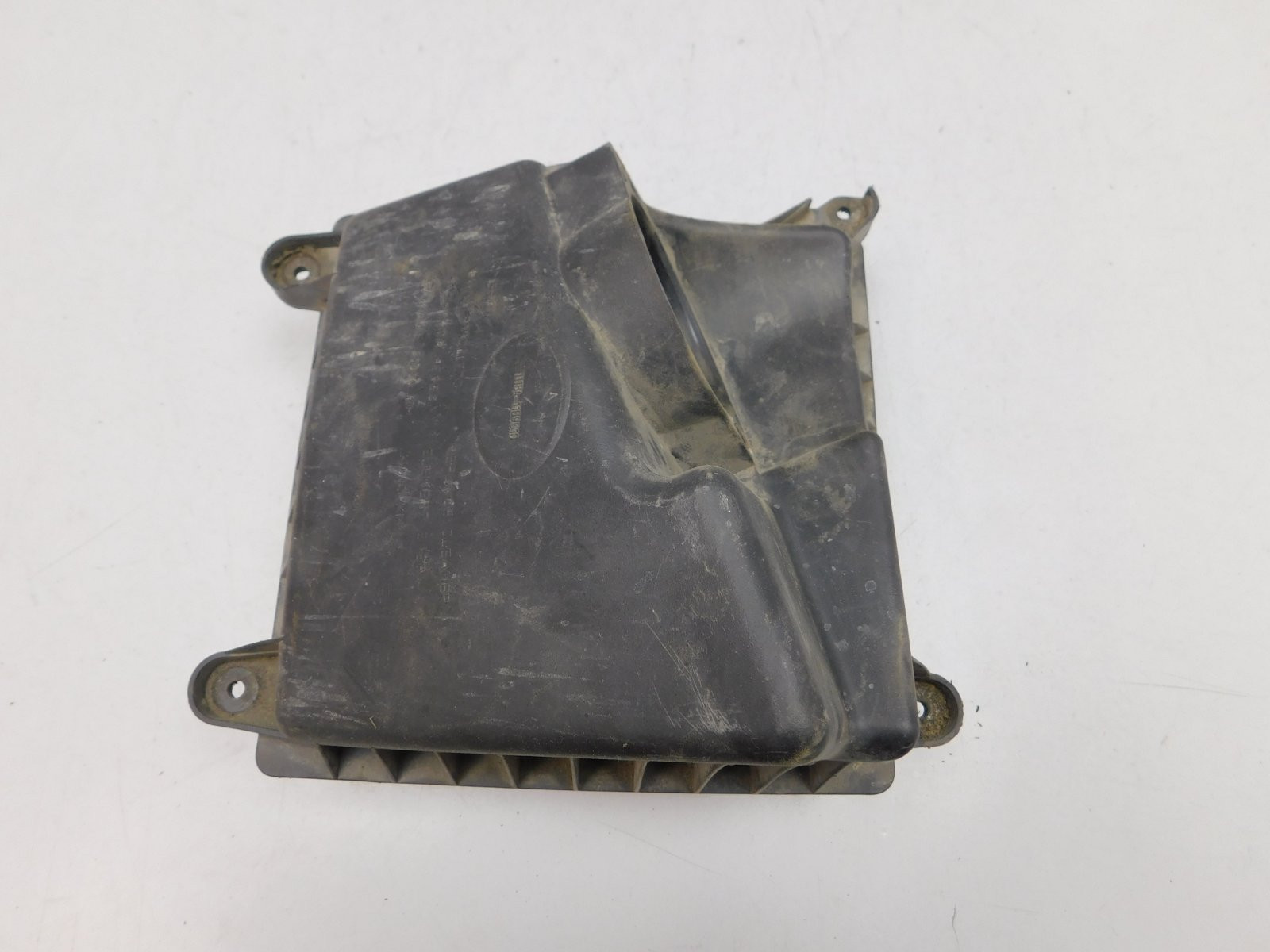 Корпус воздушного фильтра VAZ Lada Granta 2011>