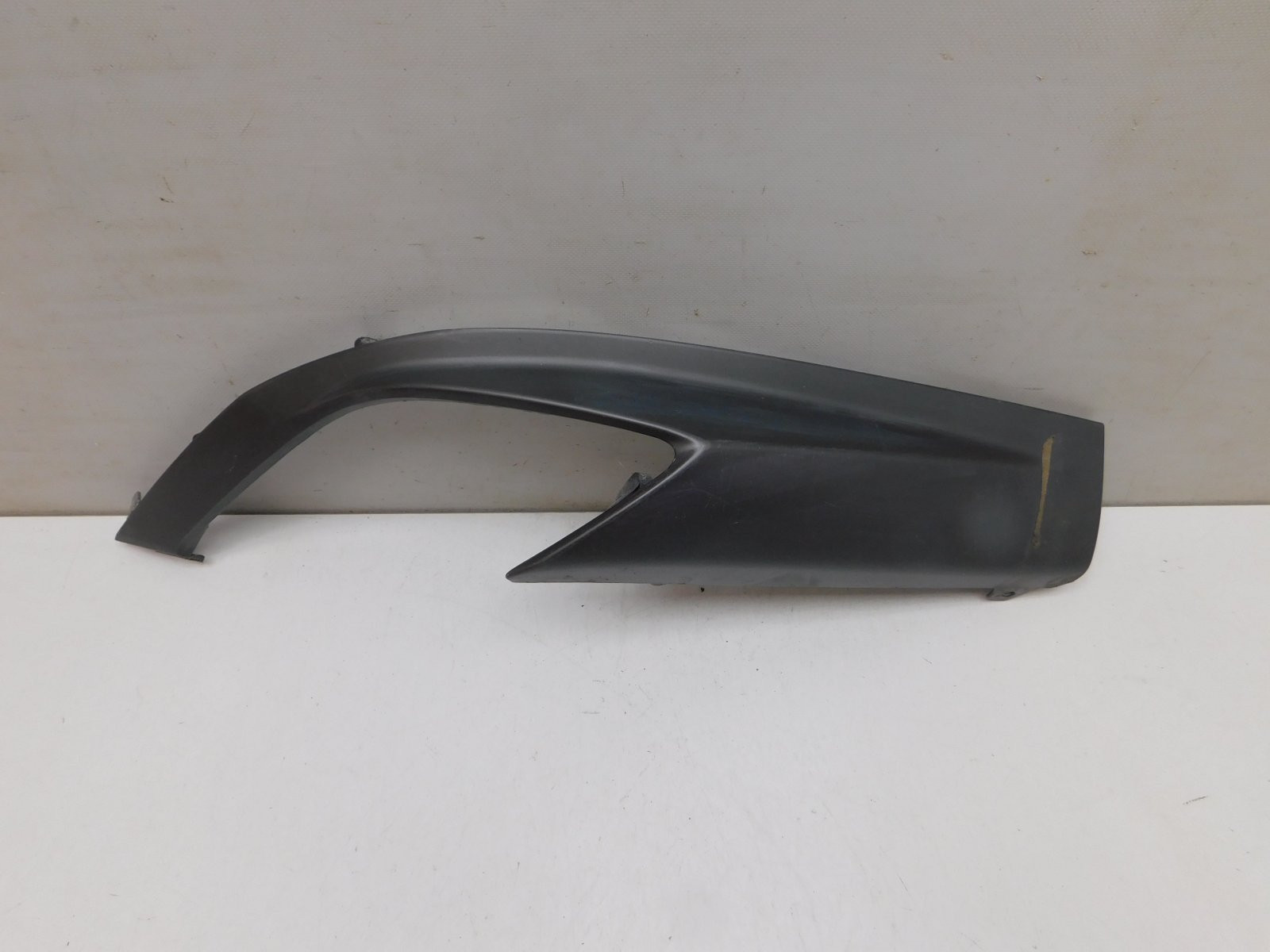 Накладка заднего бампера правая Lexus RX IV 2015>