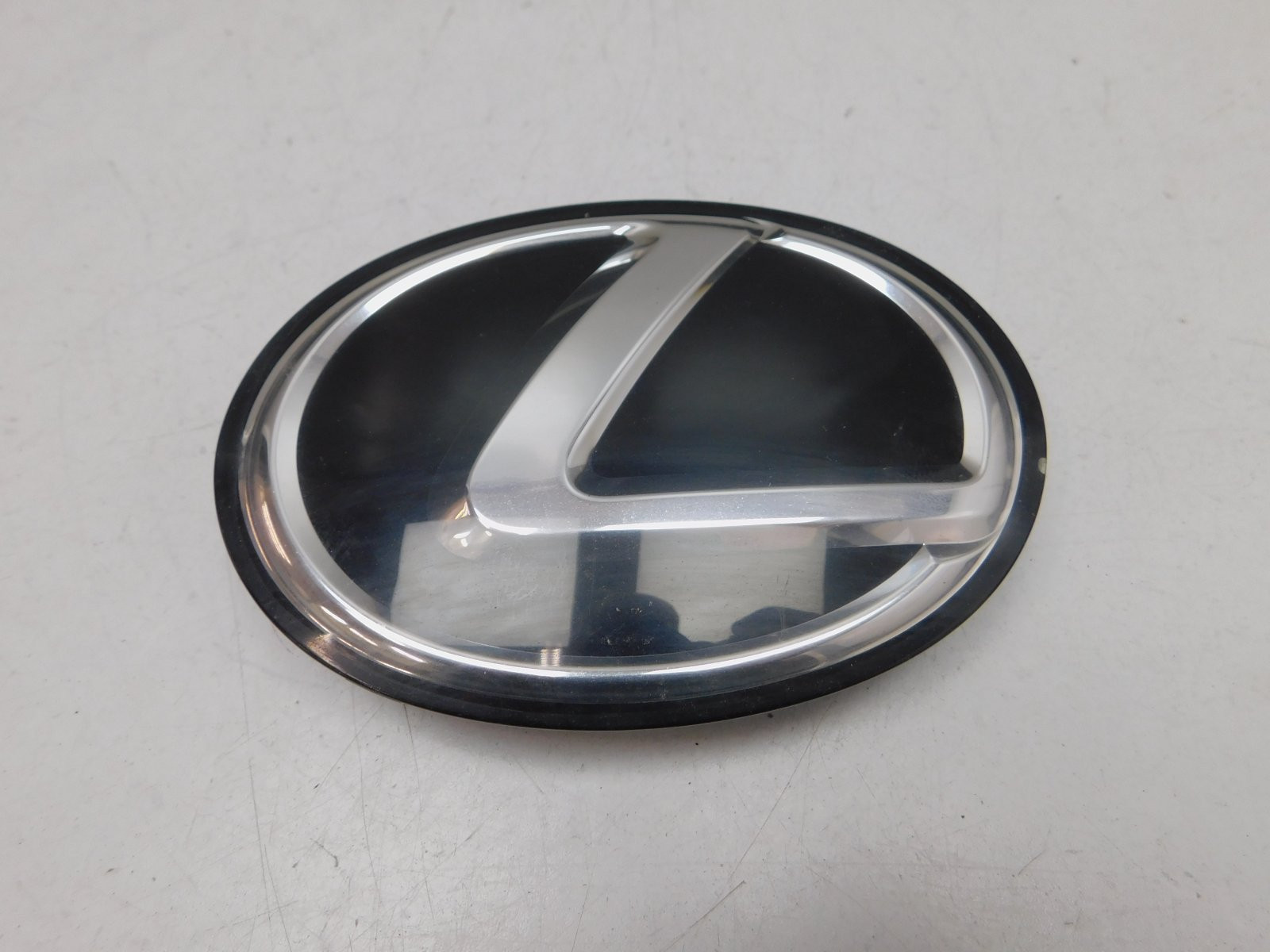 Эмблема Lexus IS 250/300 2013>