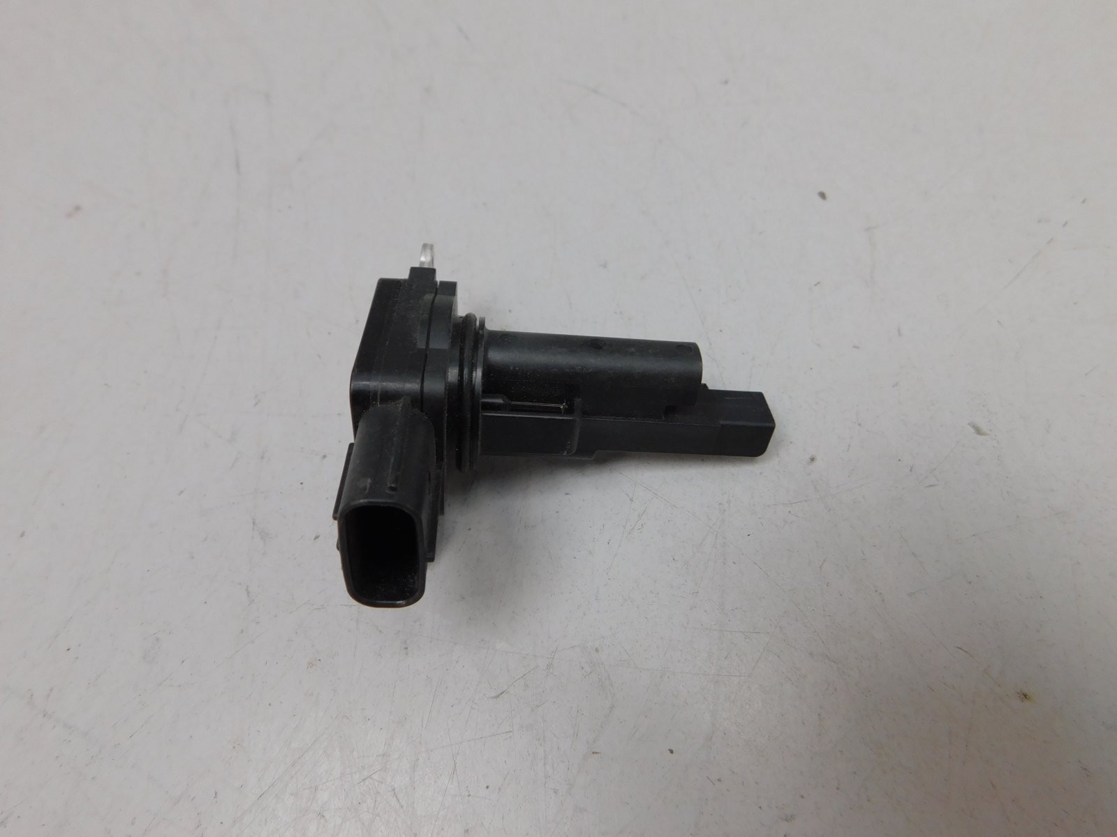 Датчик расхода воздуха Toyota Land Cruiser (200) 2008>