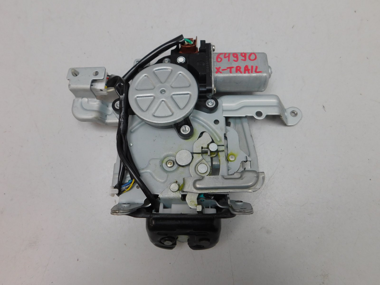 Замок багажника Nissan X-Trail (T32) 2014>