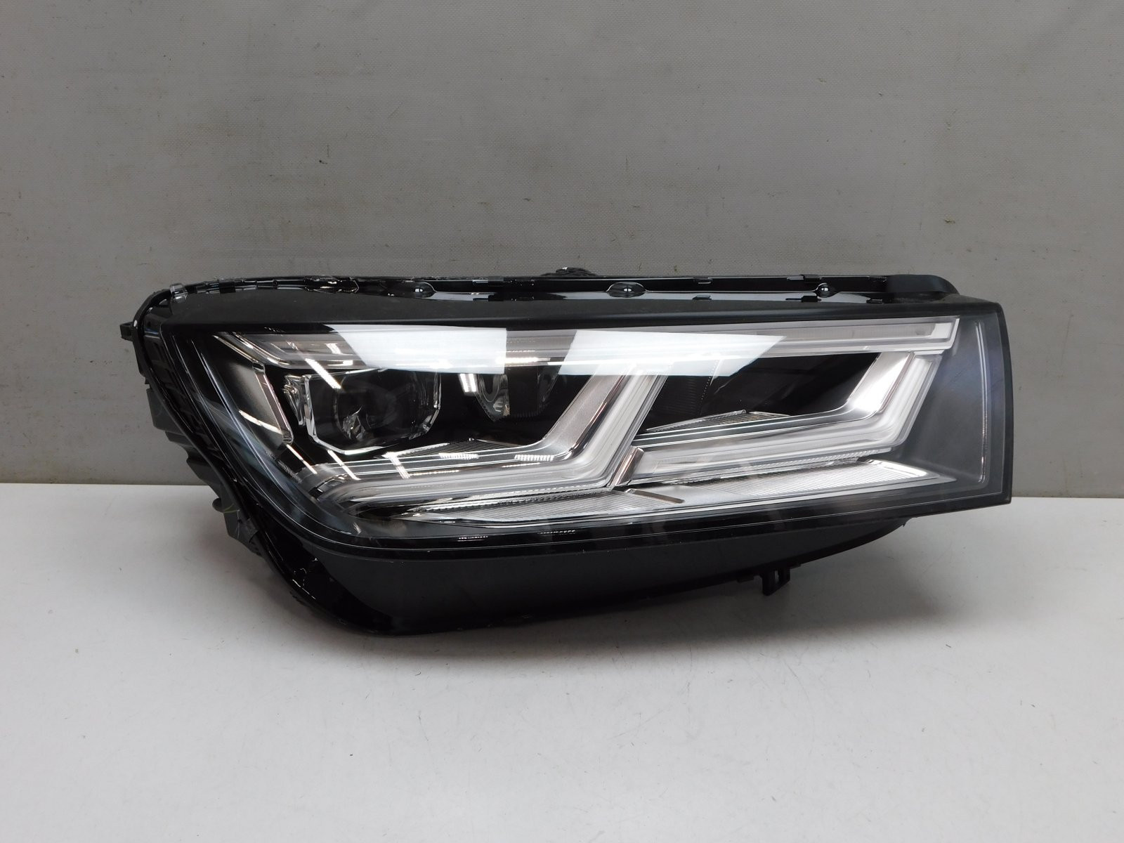 Фара правая Audi Q5 2017>