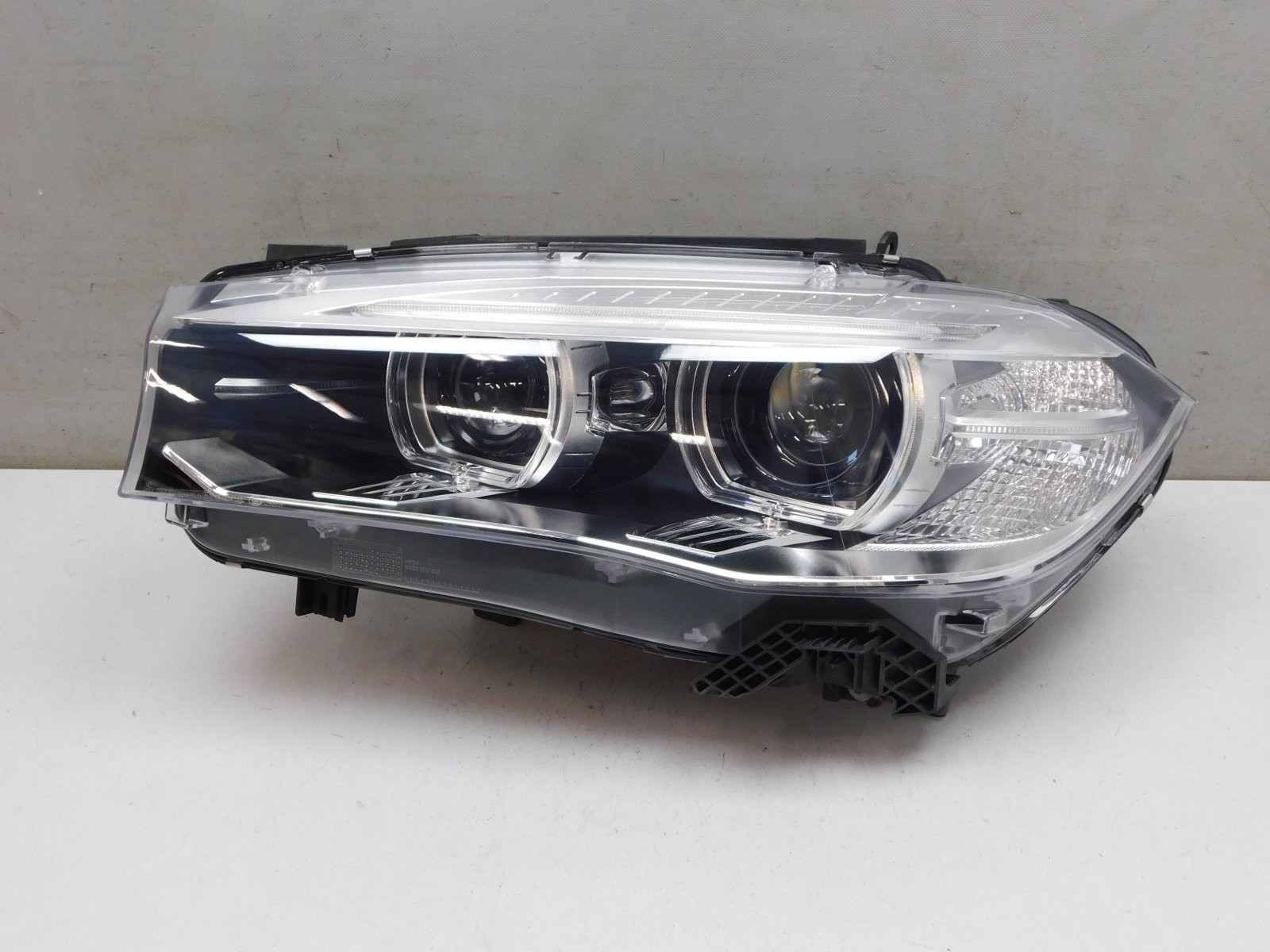 Фара левая BMW X5 F15 2013-2018