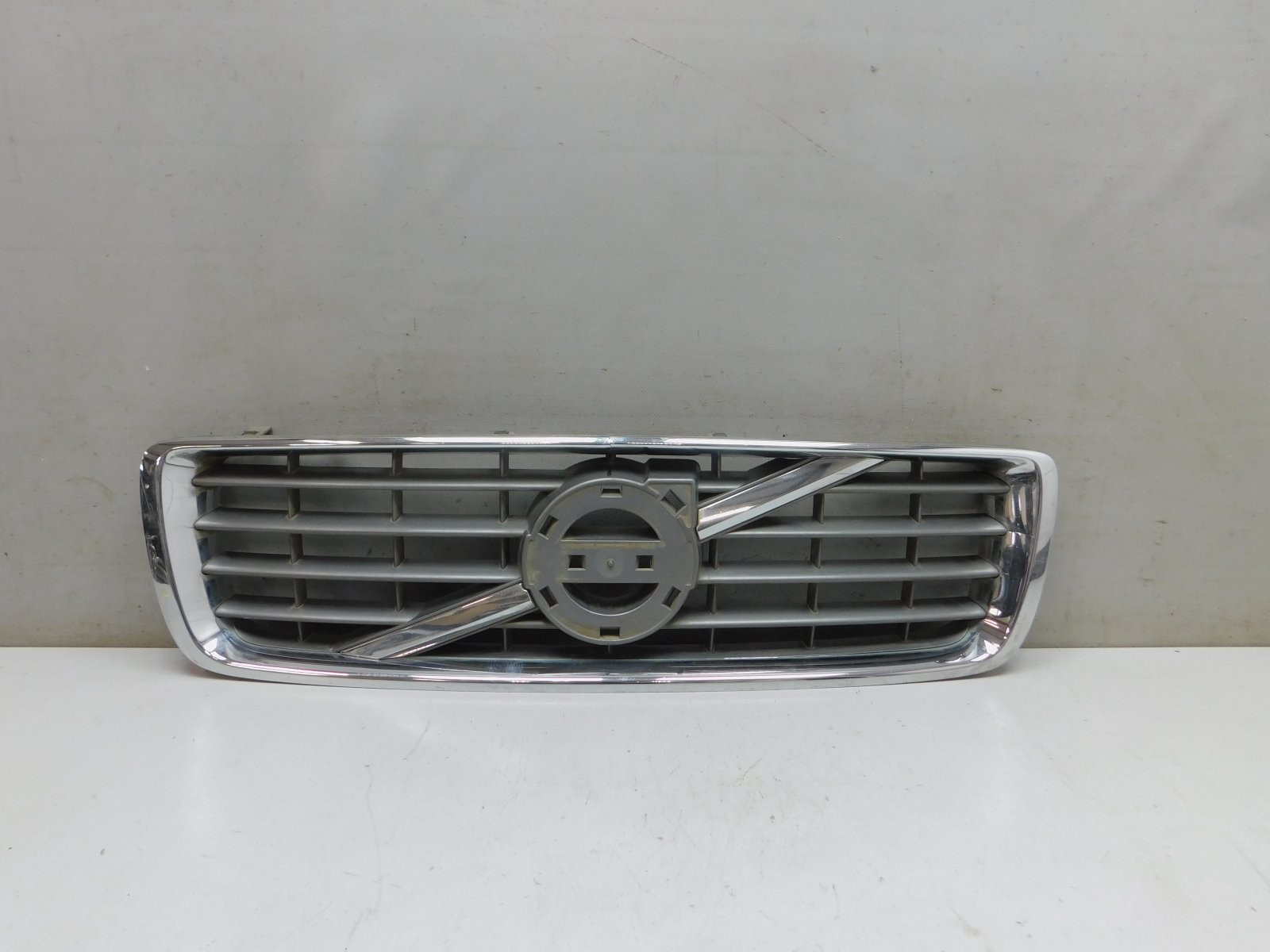 Решетка радиатора Volvo S80 2006-2016