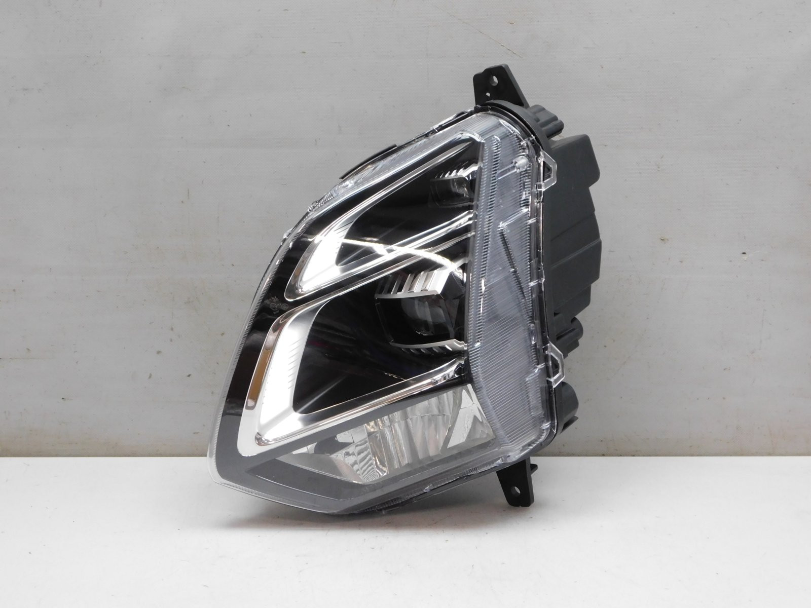 Фара левая Omoda C5 2022>